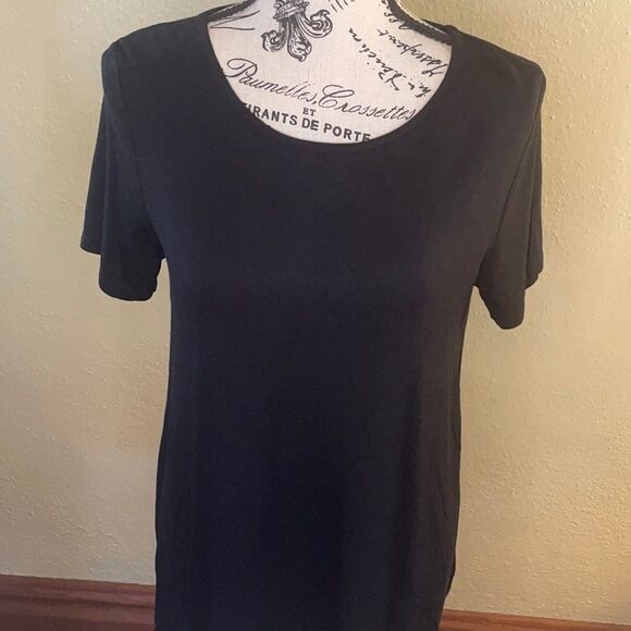 Celeste s/s S black shirt.  9/1 - Picture 1 of 6